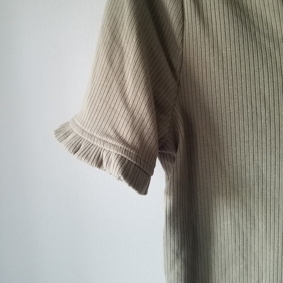 Bundle of 4 NWT Juniors Size Small Shirt - Picture 12 of 12